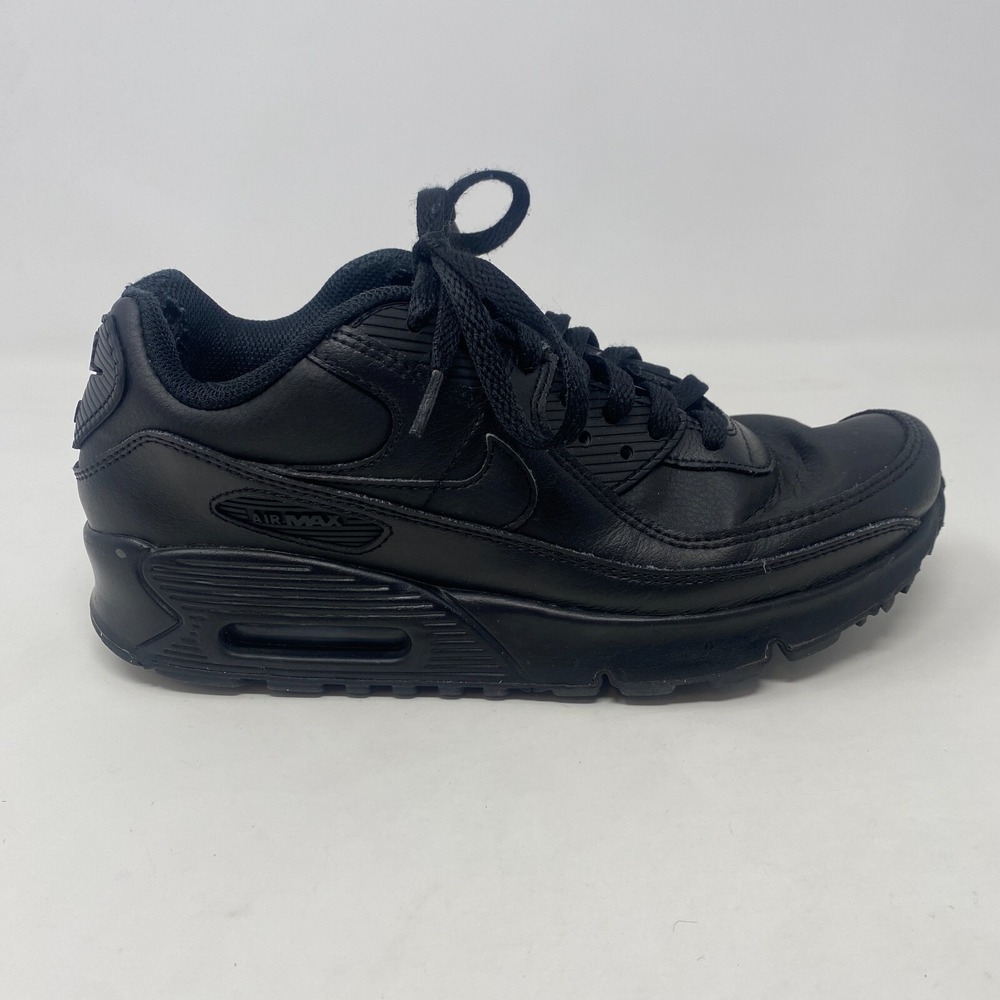 Nike Air Max 90 Triple Black‎ Sneakers CD6864-001 Youth Size 6.5Y